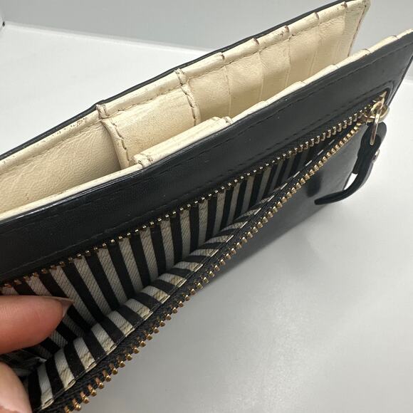 KATE SPADE New York Black North Court Bow Stacy Wallet - Picture 6 of 7